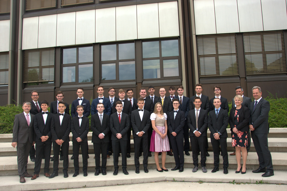 Absolventen Elektrotechnik BHET 2022